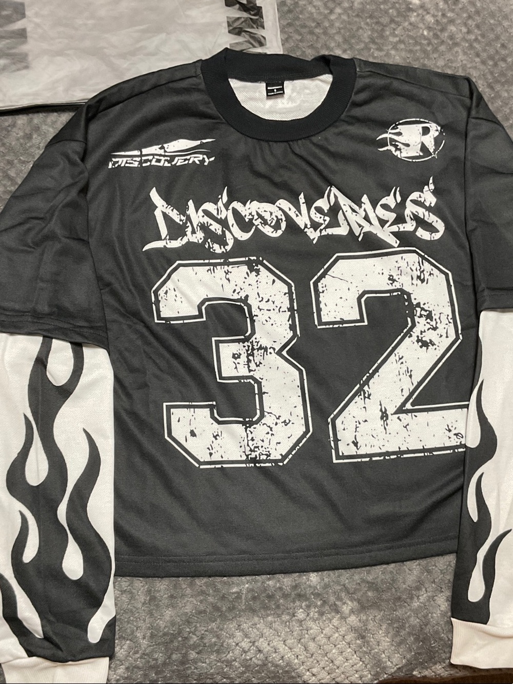 Manfinity Black 'Discoverys' 32 Flame Sleeve Jersey